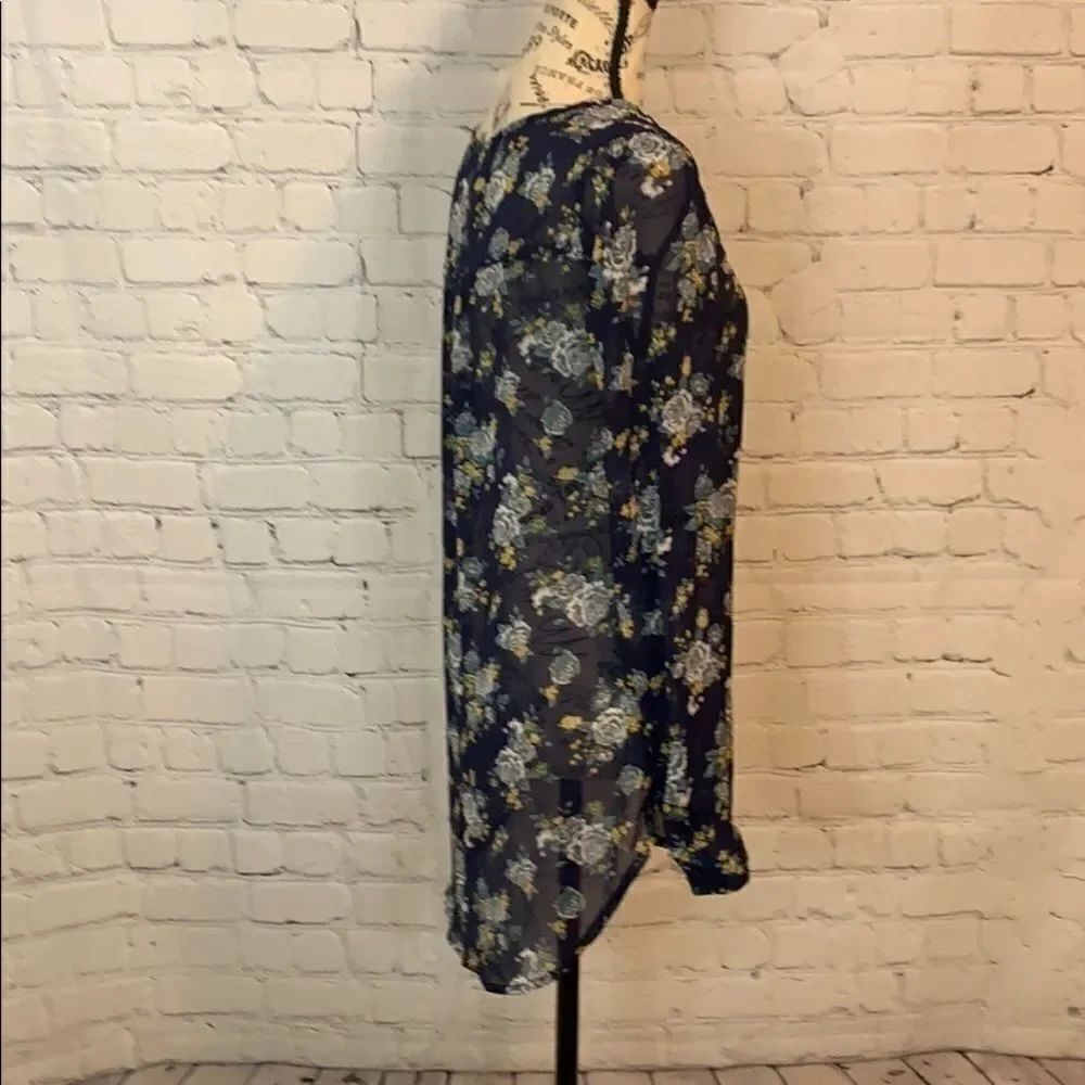 Mossimo/ blouse / size Small - Picture 5 of 7